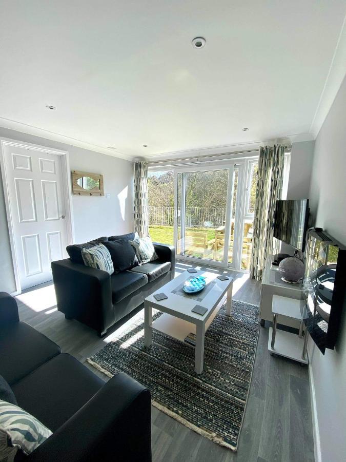 Captivating 2-Bed Villa In Millendreath Near Looe Exteriér fotografie